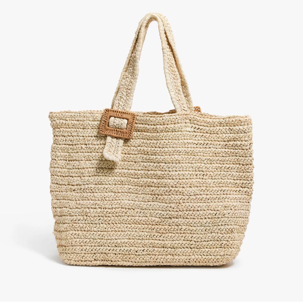 NWT Pamela Munson The Avis Bay Oversized Tote-Natural Wovan Raffia-Buckle Detail - Picture 2 of 16
